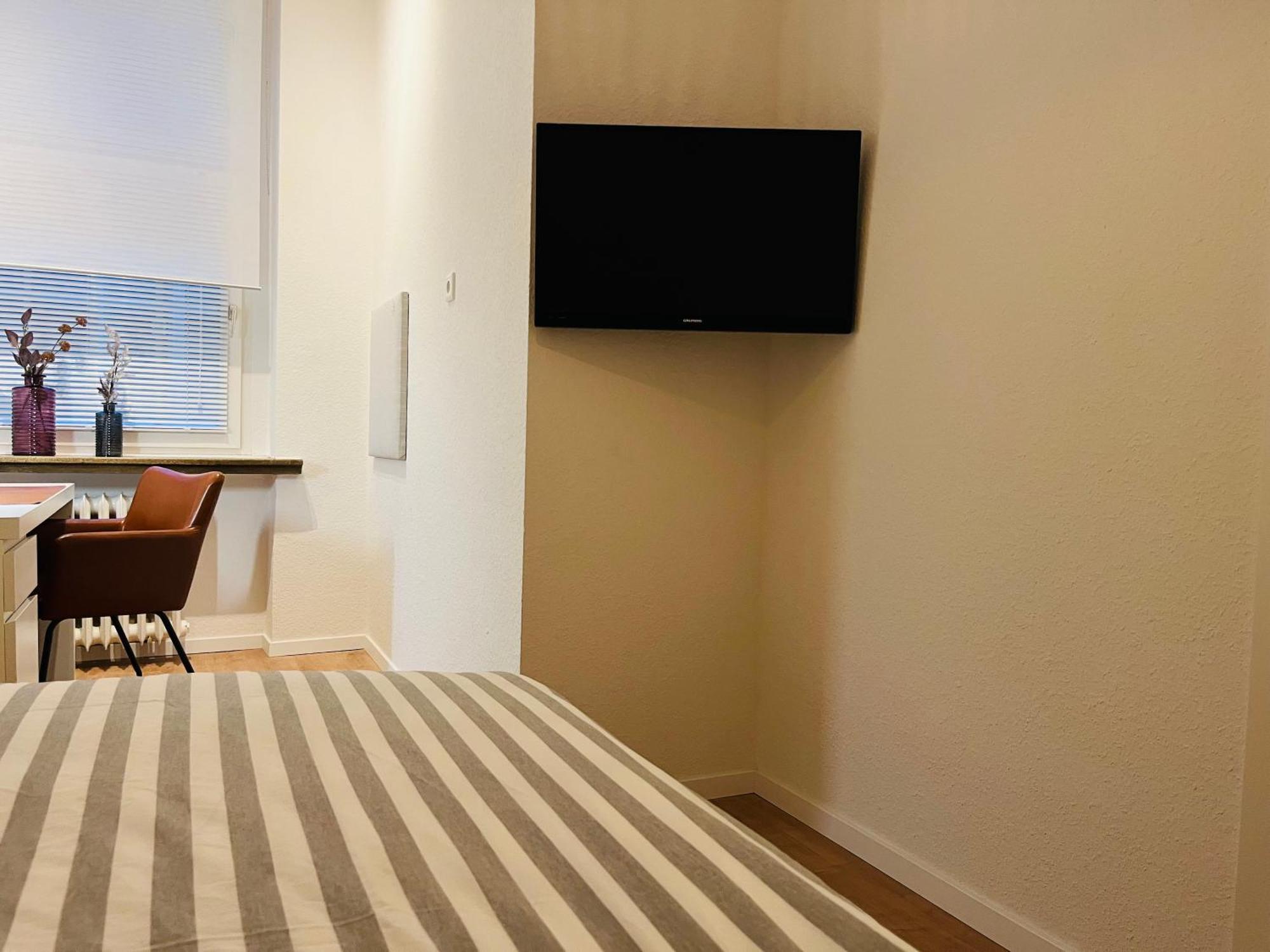 Modernes City-Apartment Mit Highspeed-Wlan & Top-Lage - Easy Stay Вупертал Екстериор снимка